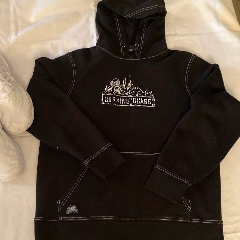 ☠️Lurking Class Embroidered Black Hoodie - Picture 3 of 13